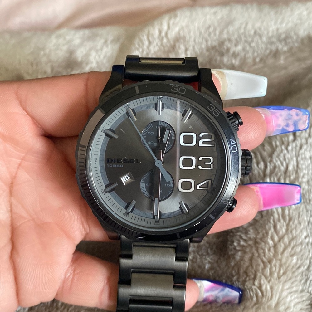 Diesel brand mens watch. Used in good condition
